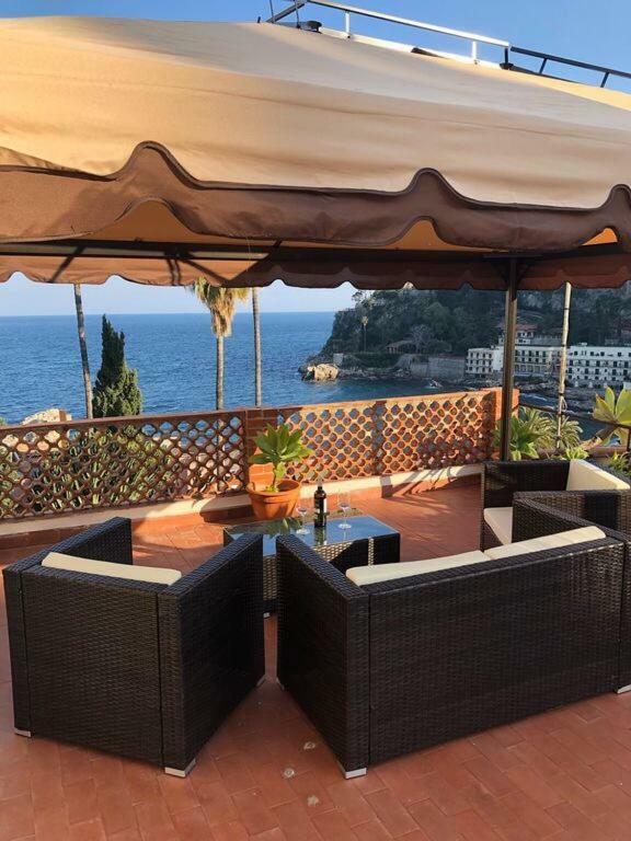 La Bomboniera Della Brigata Spendereccia! Appartement Taormina Buitenkant foto